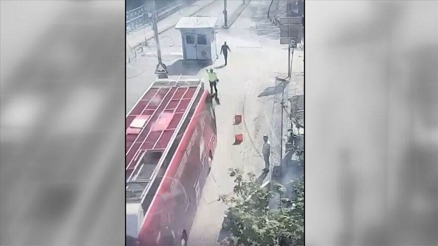 CHP'nin şoförü hakkında karar verildi! Dur ihtarına uymadı, otobüsü polislerin üzerine sürdü - 2. Resim