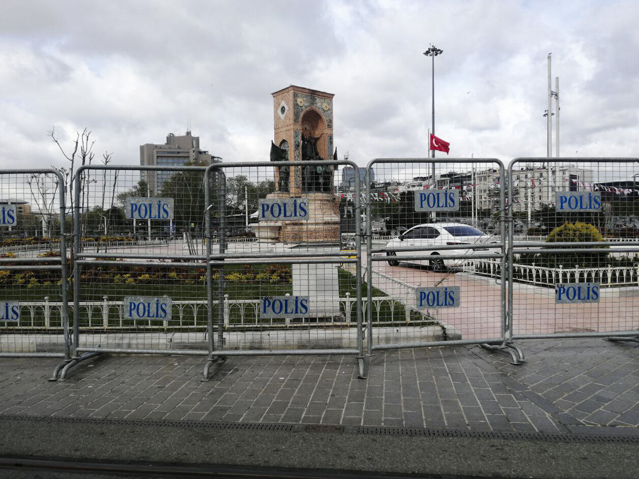 1 Mayıs'ta izinsiz gösteri yapanlar emniyette! Bakan Yerlikaya gözaltı sayısını açıkladı - 1. Resim