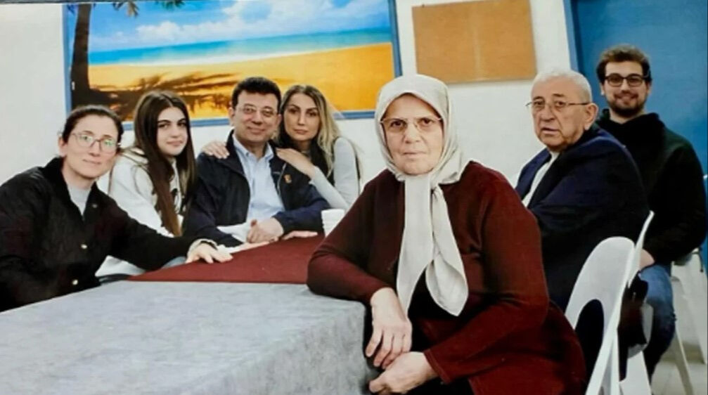 الصورة الأولى لأكرم إمام أوغلو في السجن - الصورة 1
