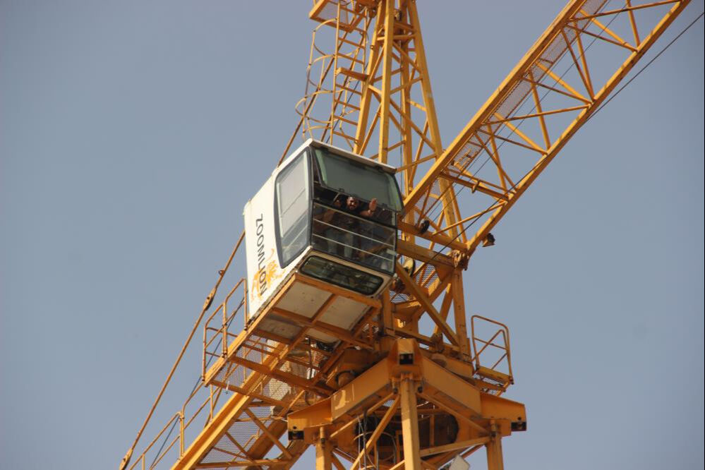 İnşaat işçileri bugün de görevinin başındaydı: 1 Mayıs diye evde oturacak halimiz yok - 3. Resim