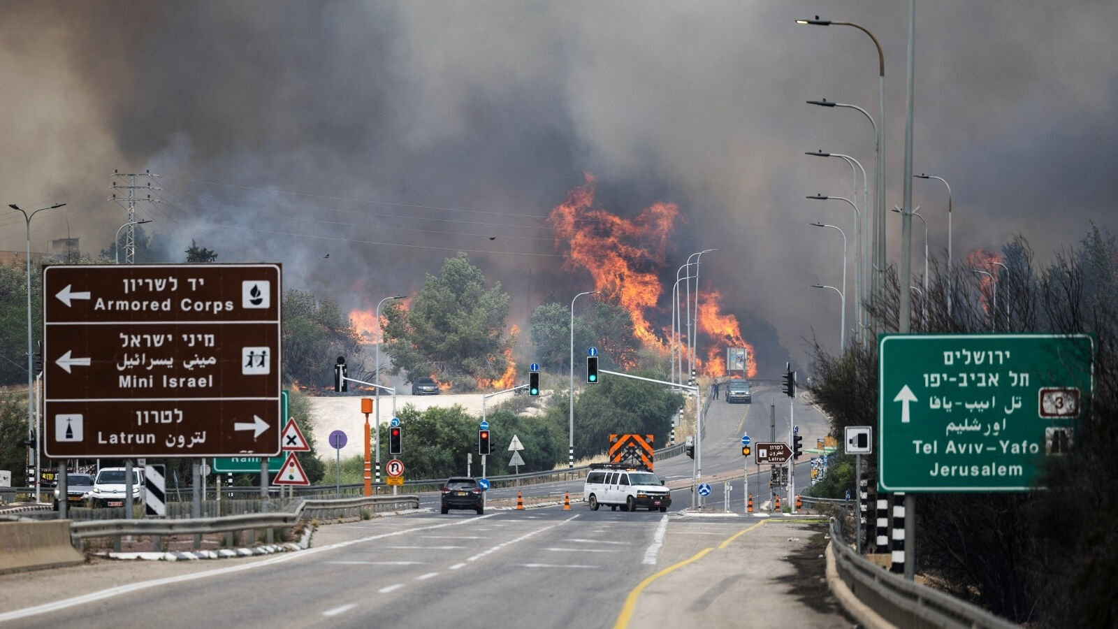 İsrail yanıyor! Netanyahu "ulusal acil durum" ilan etti - 4. Resim
