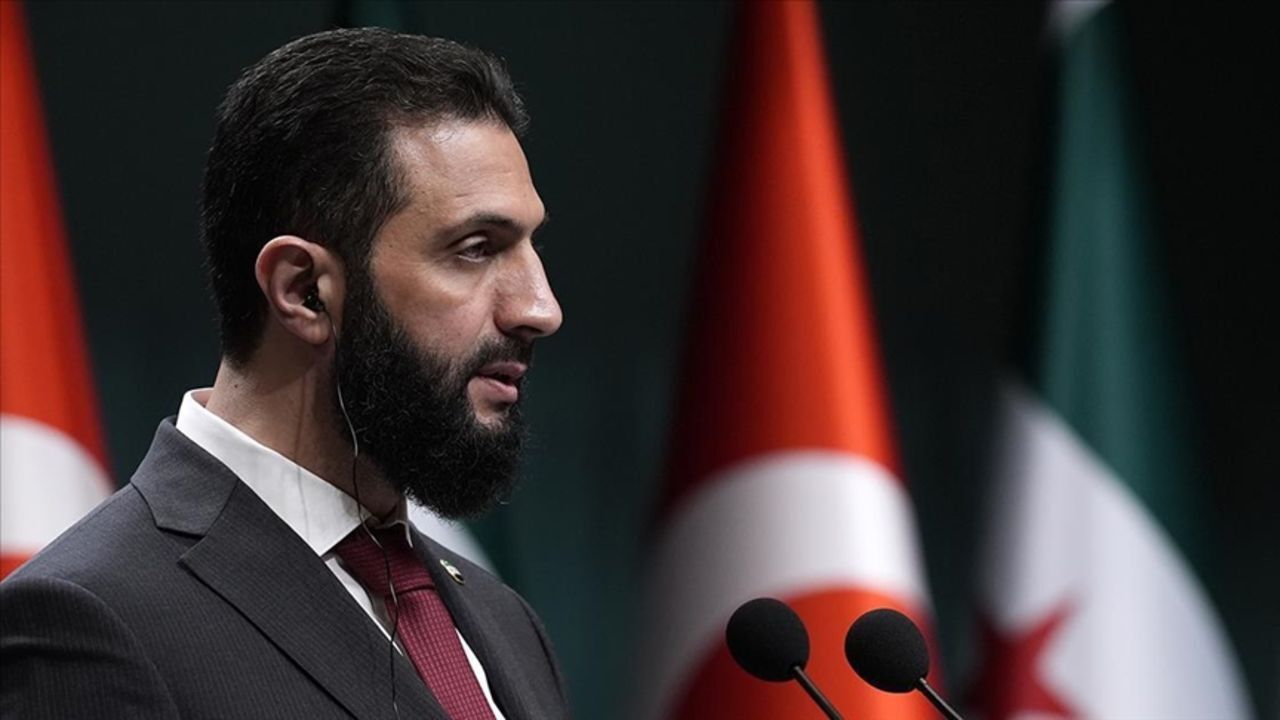 Ahmed Şara'dan Şam saldırısı sonrası rest: Tehditlere boyun eğmeyeceğiz Ahmed Şara'dan Şam saldırısı sonrası rest: Tehditlere boyun eğmeyeceğiz
