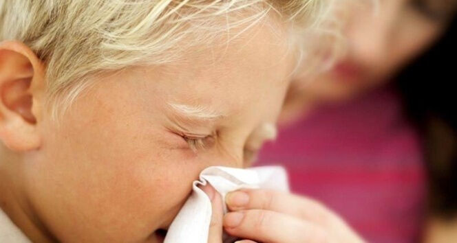 Çocuklarda bu belirtilere dikkat! Bunlar varsa ciddiye alın ve hastanenin yolunu tutun... Çocuklarda bu belirtilere dikkat! Bunlar varsa ciddiye alın ve hastanenin yolunu tutun... - 2. Resim