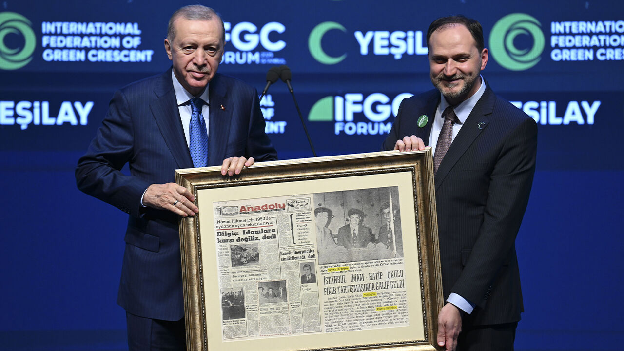 Cumhurbaşkanı Erdoğan'ı kızdıran görüntü! Bu fotoğraf üzerinden CHP'ye verdi veriştirdi - 2. Resim