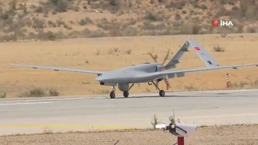 Kıbrıs'ta TEKNOFEST şöleni: ATAK Helikopteri ve Bayraktar TB2 birlikte uçtu Kıbrıs'ta TEKNOFEST şöleni: ATAK Helikopteri ve Bayraktar TB2 birlikte uçtu - 1. Resim