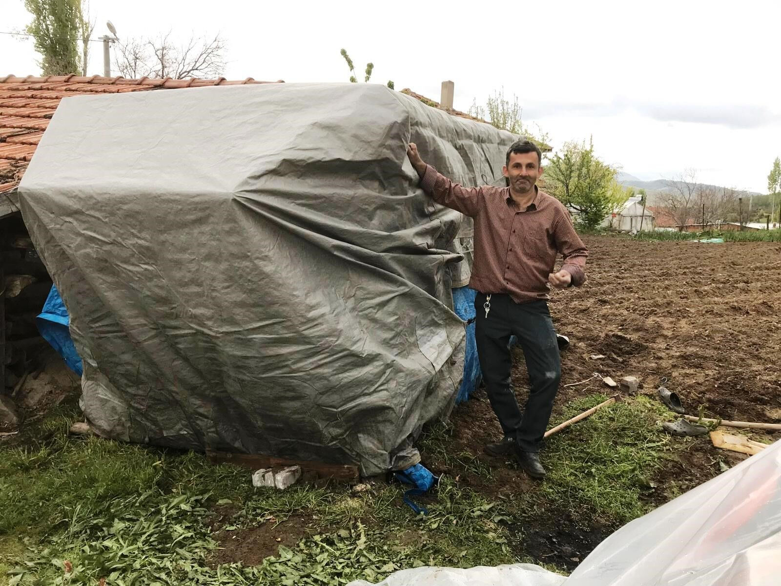 Kütahya'da vatandaşları deprem korkusu sardı! Geçici barınaklar kuruldu, evlerine giremiyorlar - 1. Resim