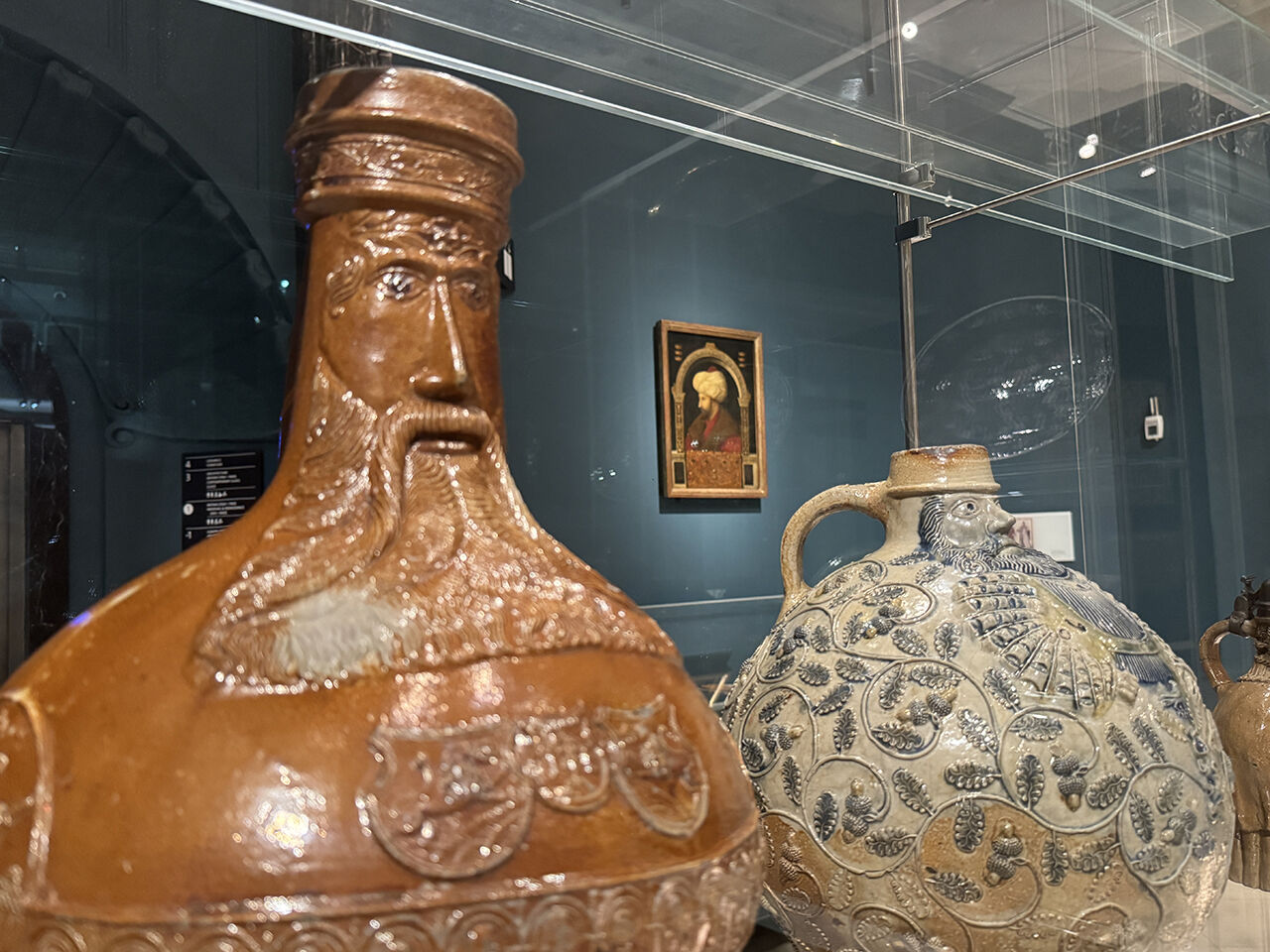 Avrupalılar hayranlıkla inceliyor! Fatih Sultan Mehmed portresi Londra'da sergileniyor - 7. Resim