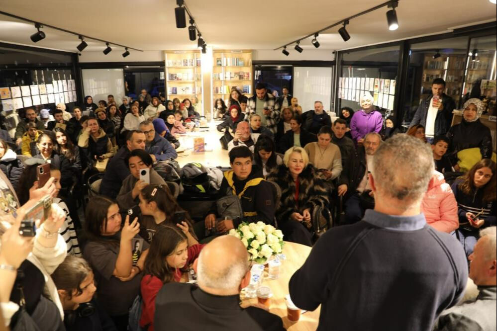 Cengiz Bozkurt, Karasu'da: Çocukluğumu bıraktığım bir yer Cengiz Bozkurt, Karasu'da: Çocukluğumu bıraktığım bir yer - 2. Resim