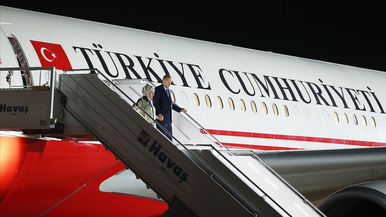 Cumhurbaşkanı Erdoğan, yurda dönüş yaptı Cumhurbaşkanı Erdoğan, yurda dönüş yaptı