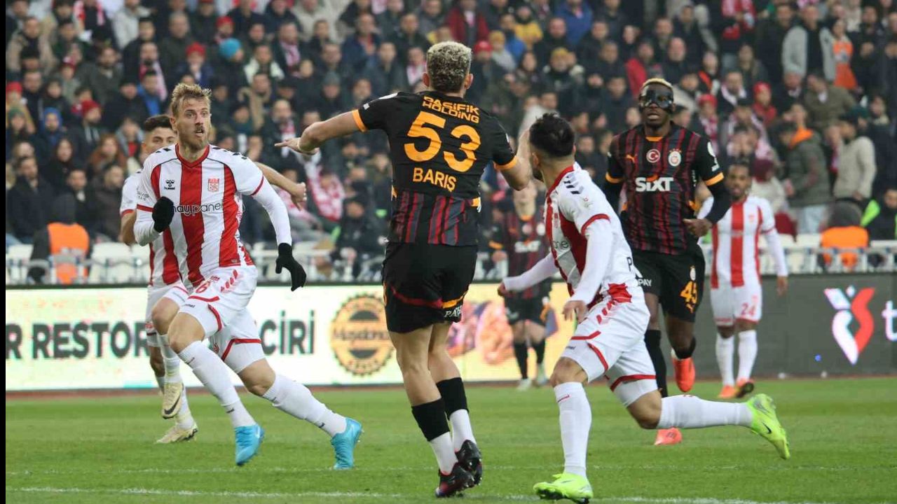 Galatasaray Sivasspor ilk 11'ler belli oldu mu? Maç kadrosu ve eksikler Galatasaray Sivasspor ilk 11'ler belli oldu mu? Maç kadrosu ve eksikler