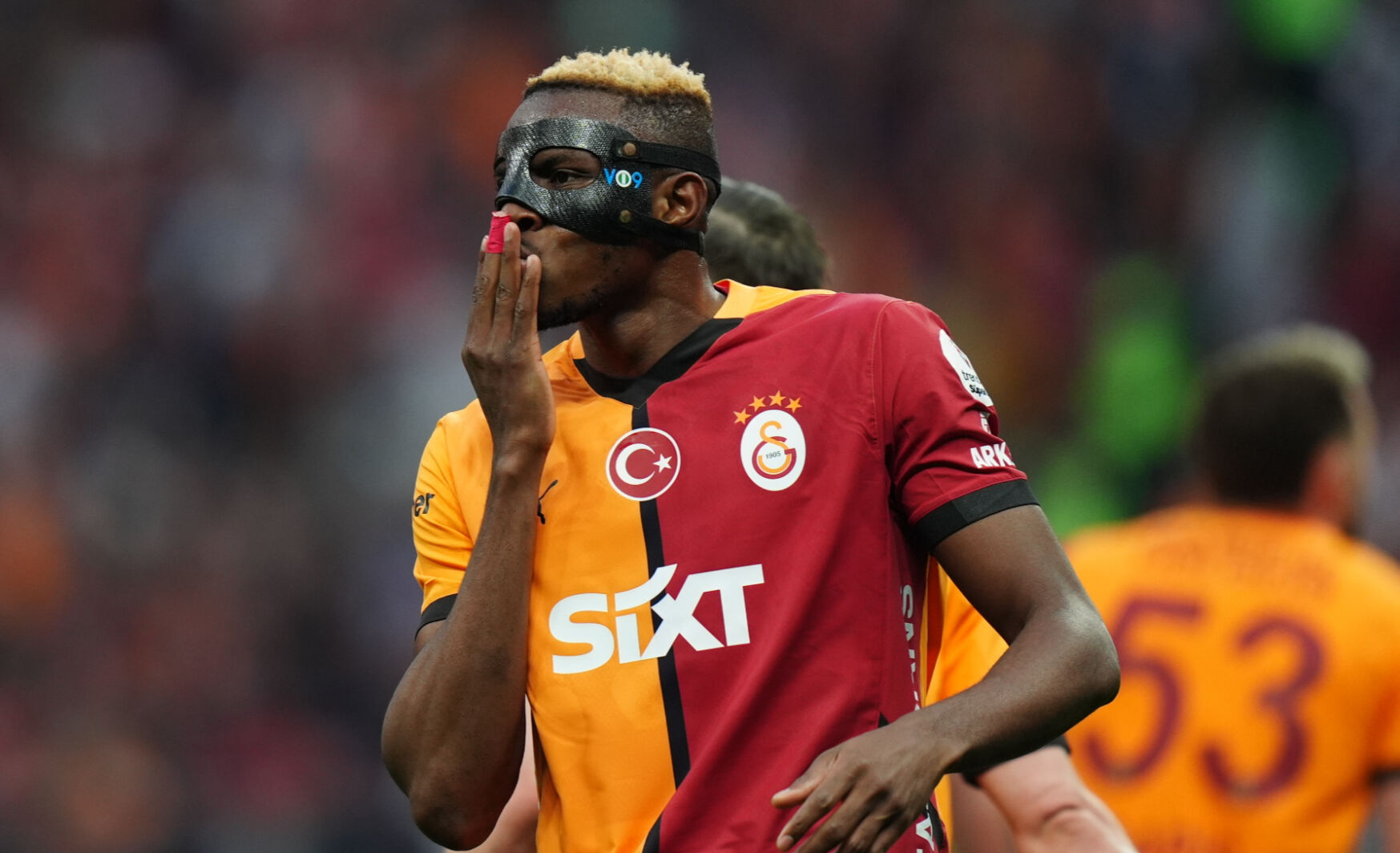 Galatasaray'a Osimhen müjdesi! Nijeryalı golcü Aslan'da kalmak istiyor Galatasaray'a Osimhen müjdesi! Nijeryalı golcü Aslan'da kalmak istiyor - 3. Resim