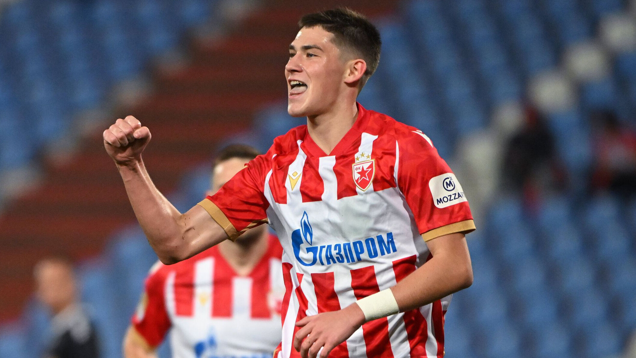 Galatasaray'dan geleceğe yatırım! 17 yaşındaki Sırp yıldıza kanca - 2. Resim