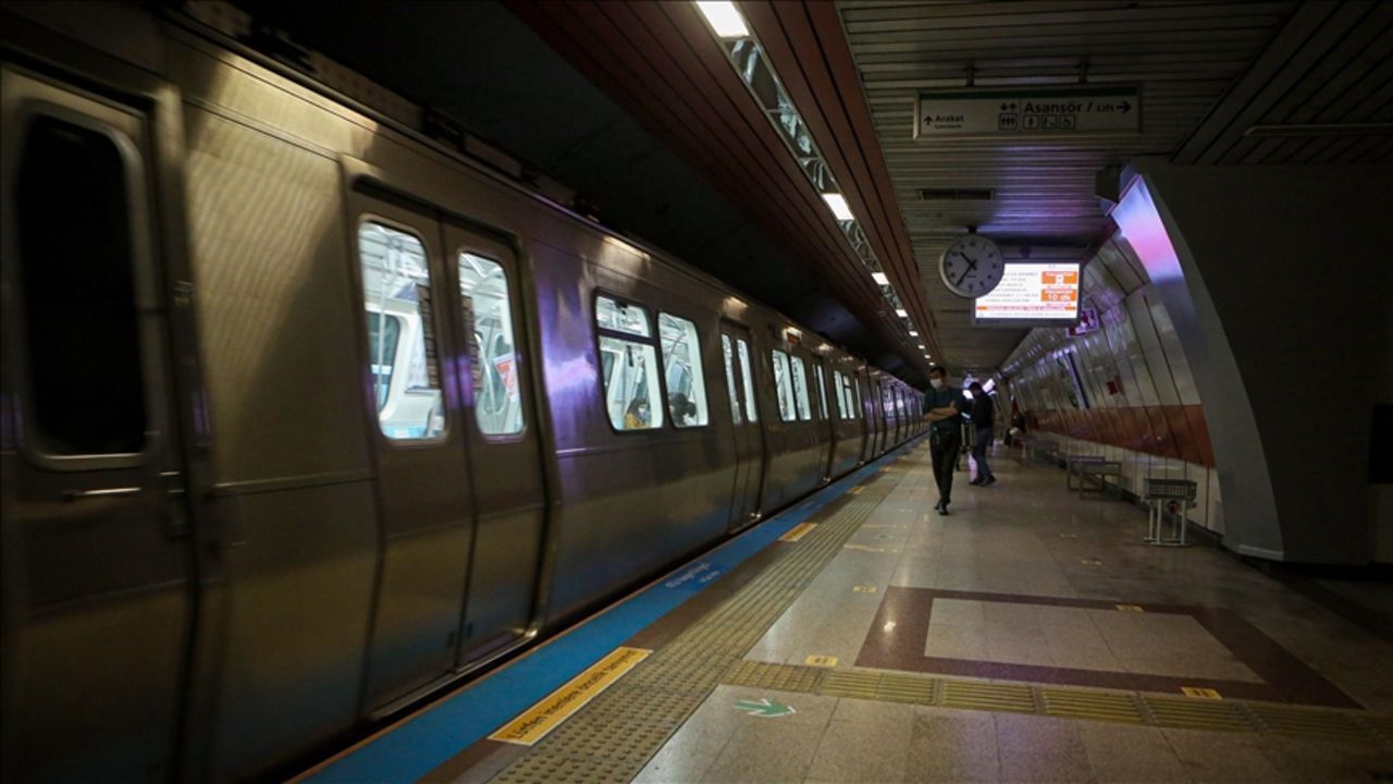 M2 metro bu gece açık mı, neden kapalı? Yenikapı Hacıosman metrosu 3 Mayıs çalışma saati M2 metro bu gece açık mı, neden kapalı? Yenikapı Hacıosman metrosu 3 Mayıs çalışma saati
