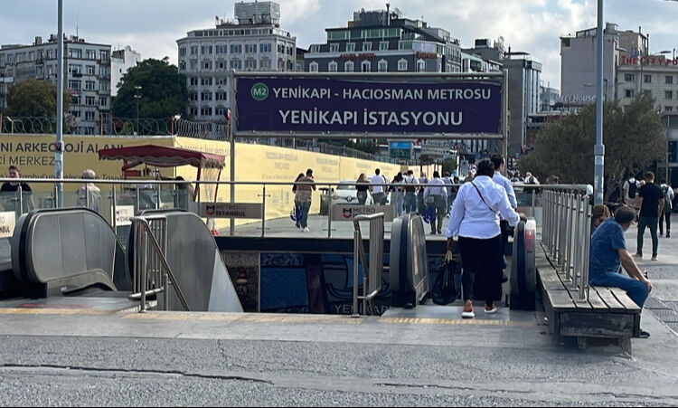 M2 metro bu gece açık mı, neden kapalı? Yenikapı Hacıosman metrosu 3 Mayıs çalışma saati M2 metro bu gece açık mı, neden kapalı? Yenikapı Hacıosman metrosu 3 Mayıs çalışma saati - 1. Resim