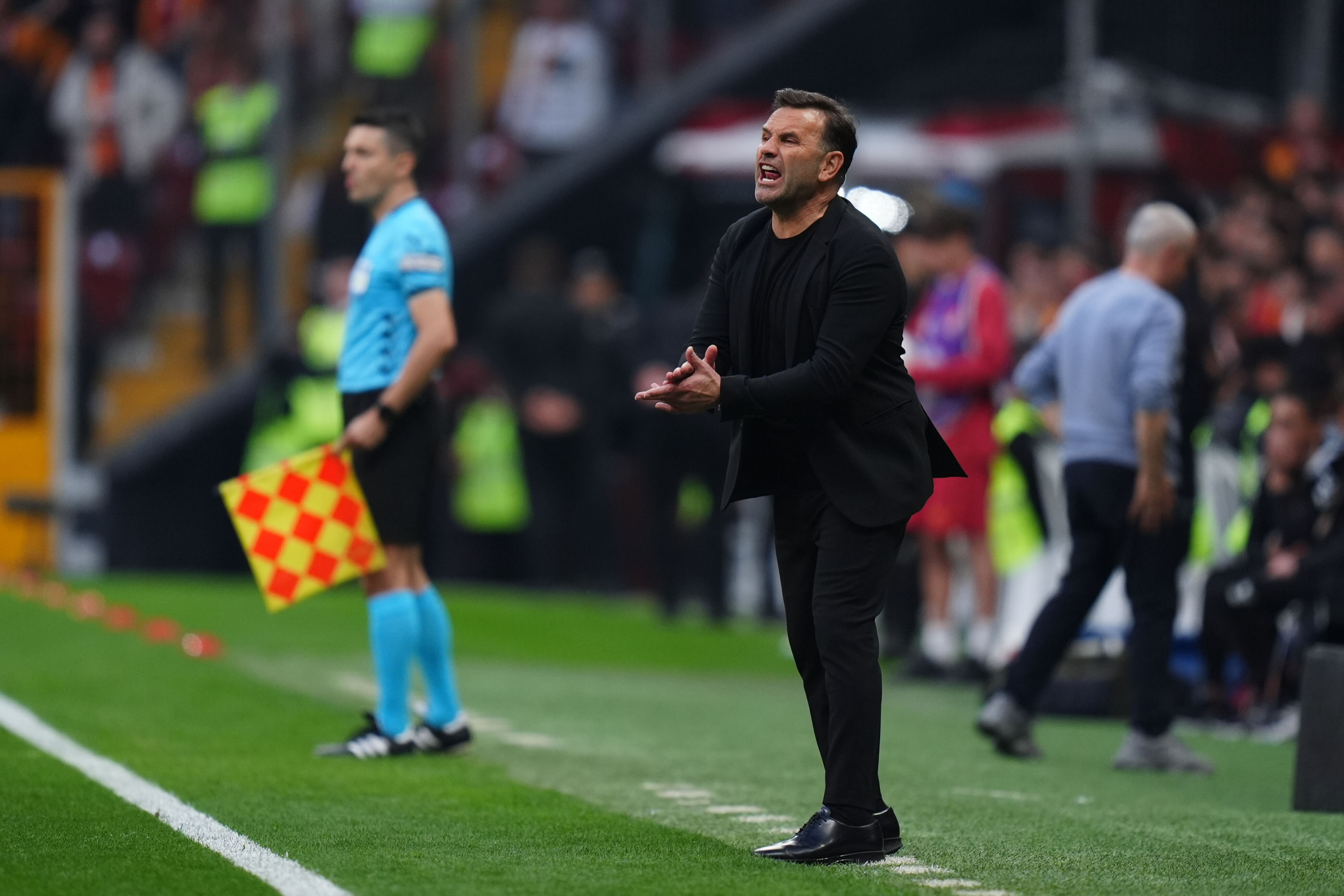 Okan Buruk: Osimhen'i ben engelledim - 2. Resim