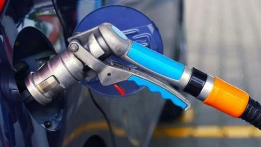 Petrol fiyatları son 4 yılın dibinde! Akaryakıta büyük indirim geliyor - 1. Resim