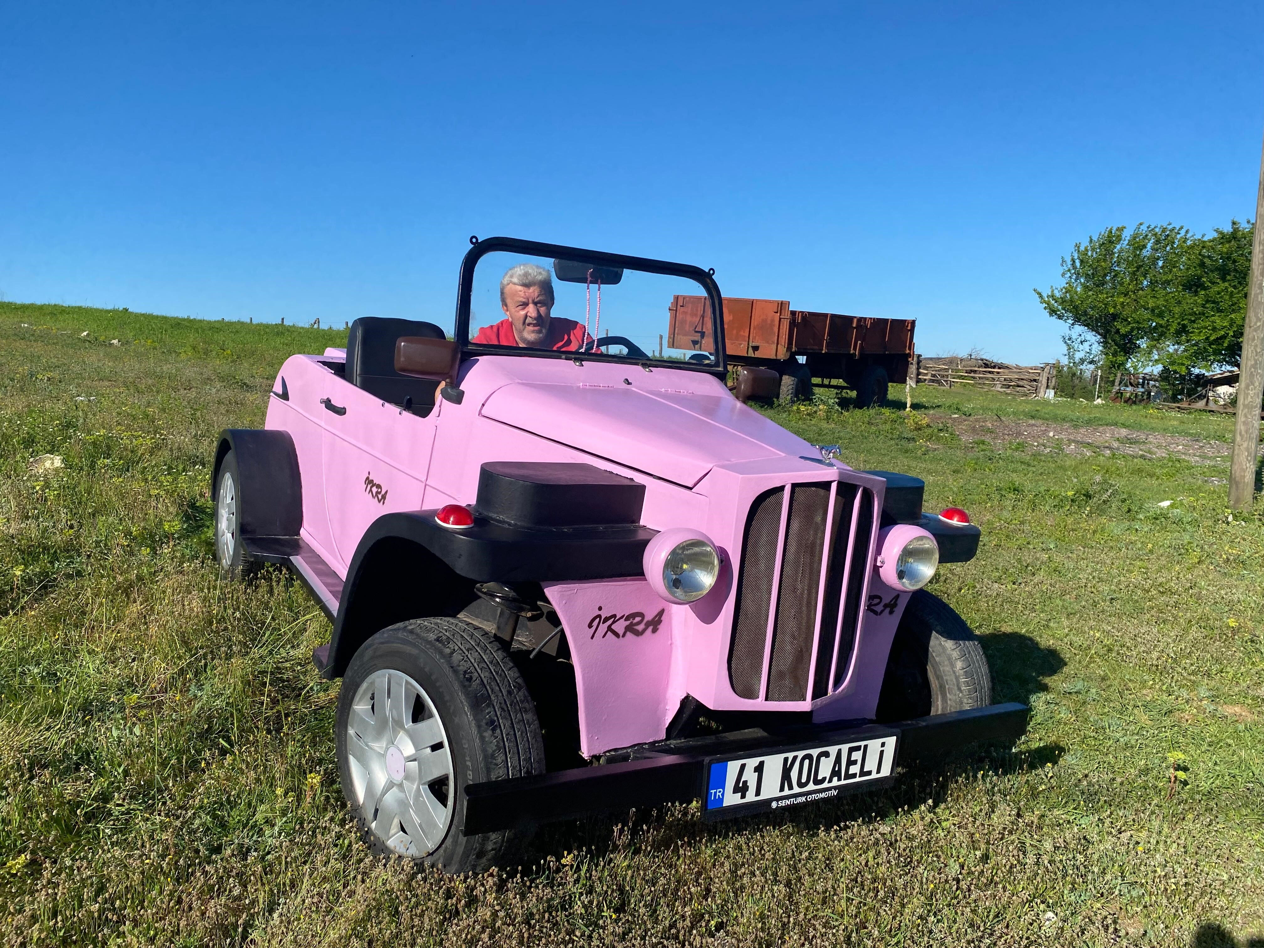 Sıfırdan otomobil üretti, görenler inanamadı! 15 günde kaportasını yaptı, adını 'İkra' koydu - 2. Resim