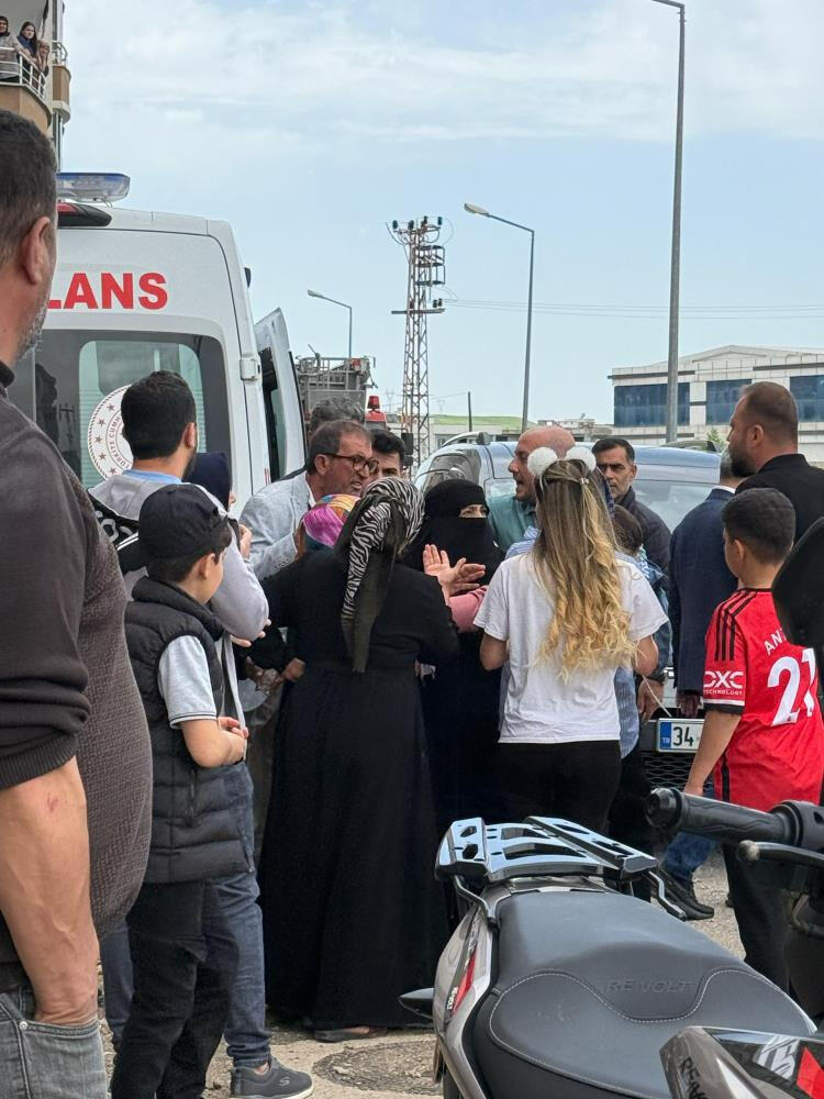 Siirt'te intihar girişimi: Çocuğuyla inşaata çıktı - 2. Resim