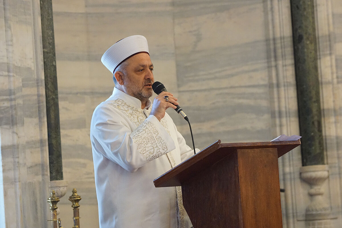 81 kere maşallah! Fatih Camii'nde hafızlık icazeti alan gençler görenleri duygulandırdı - 2. Resim