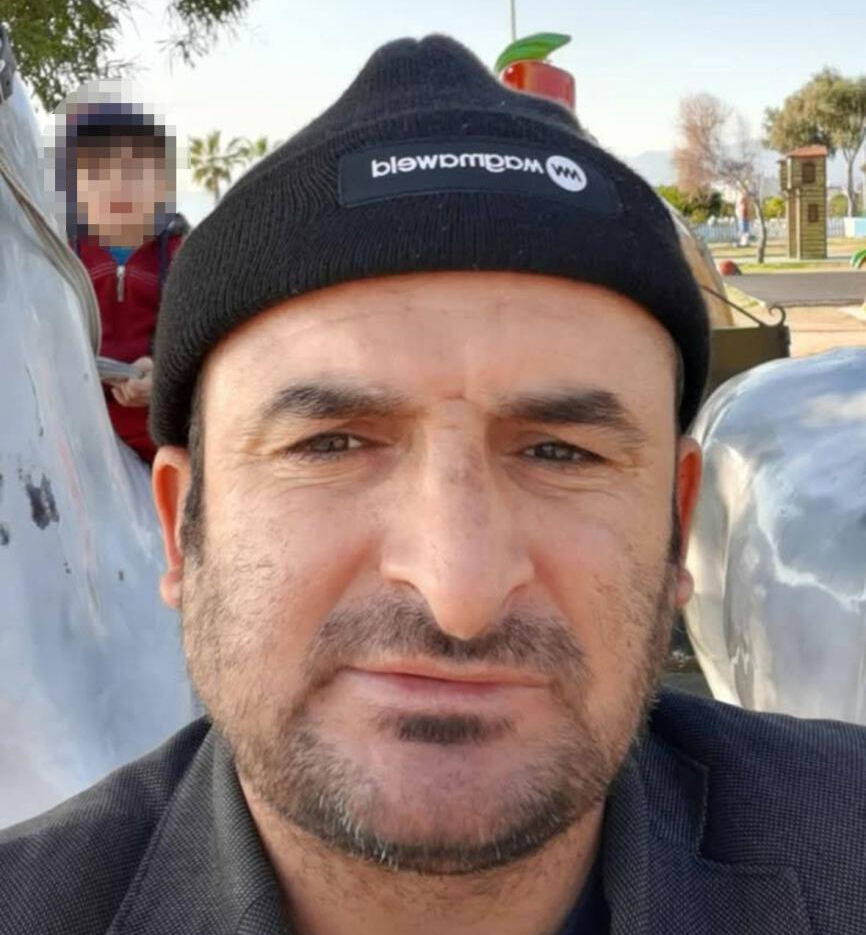 Antalya'da gizemli ölüm: Depoda asılı halde bulundu Antalya'da gizemli ölüm: Depoda asılı halde bulundu - 1. Resim