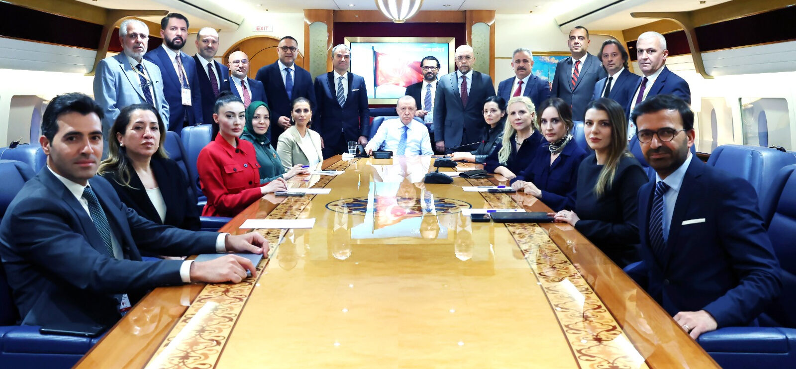 TGRT Haber Genel Yayın Yönetmeni Ercan Seki de Cumhurbaşkanı Erdoğan'ın uçağındaydı