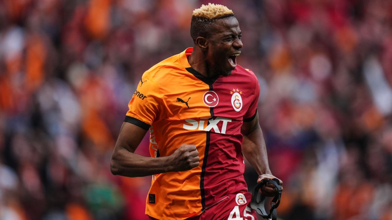 Galatasaray, ağırladığı Sivasspor'u farklı yendi... Geri sayıma devam etti: 4 nala mutlu sona Galatasaray, ağırladığı Sivasspor'u farklı yendi... Geri sayıma devam etti: 4 nala mutlu sona