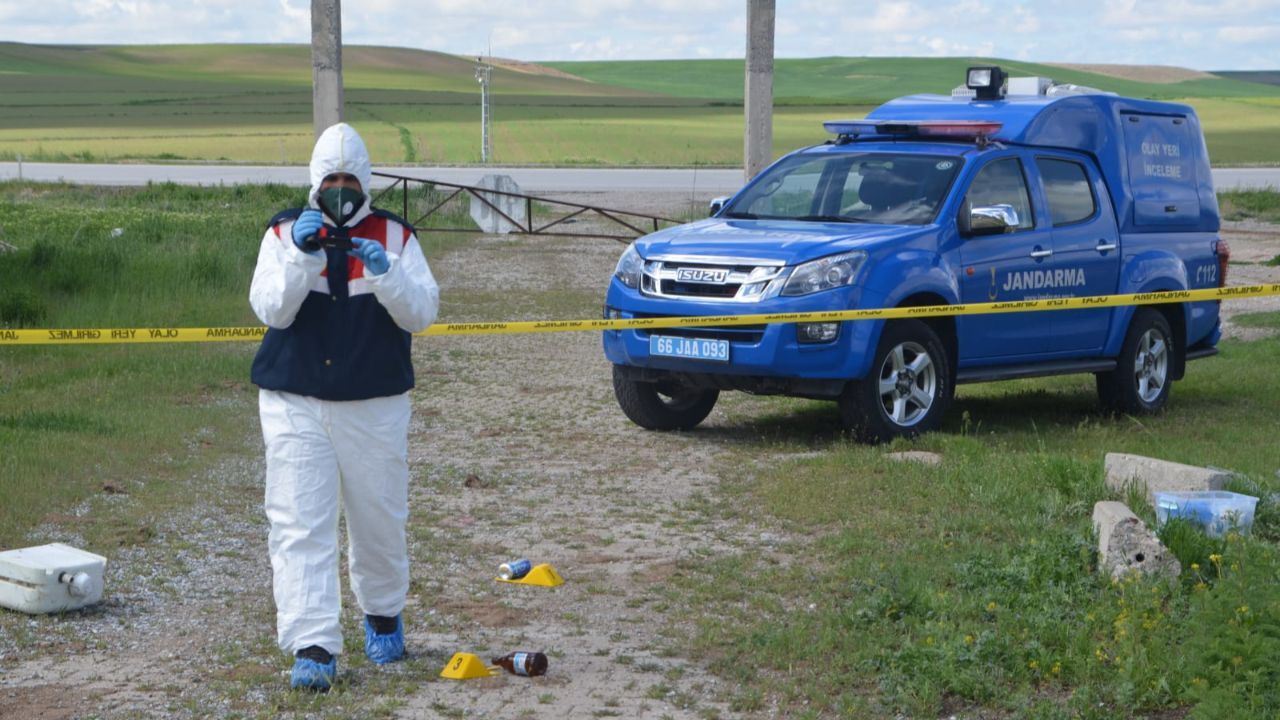 Jandarma'ya ateş açıp uzman çavuşu yaraladı! Suç makinesi yapmadığını bırakmamış Jandarma'ya ateş açıp uzman çavuşu yaraladı! Suç makinesi yapmadığını bırakmamış