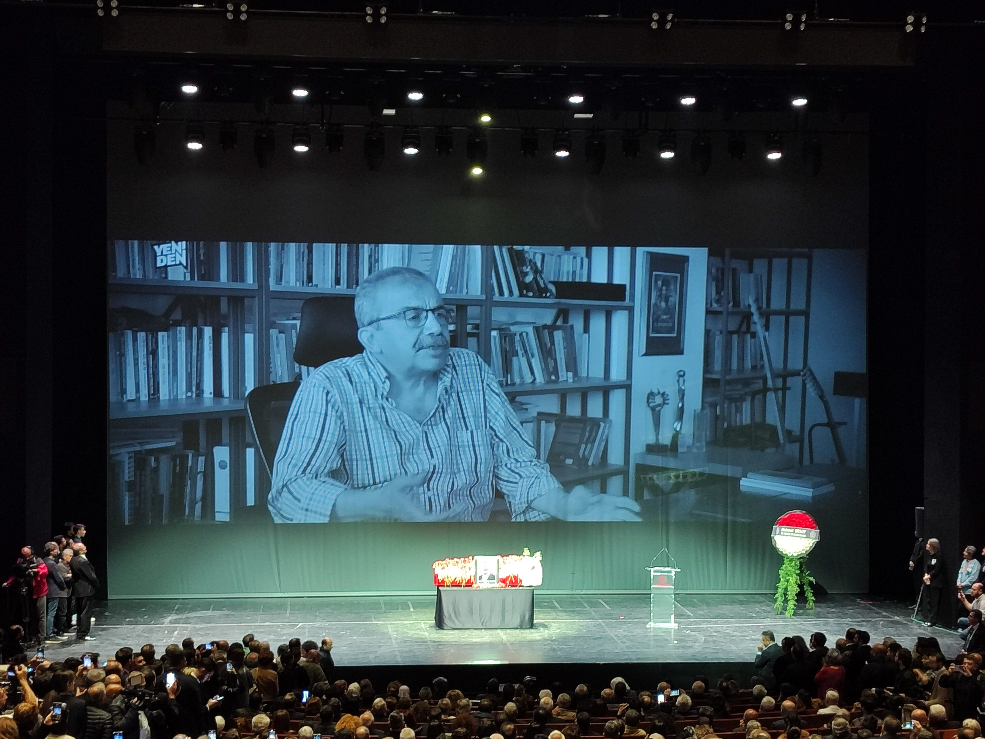 Mahsun Kırmızıgül'den Sırrı Süreyya Önder paylaşımı! Dikkat çeken ifadeler: Mahsun Kırmızıgül'den Sırrı Süreyya Önder paylaşımı! Dikkat çeken ifadeler: