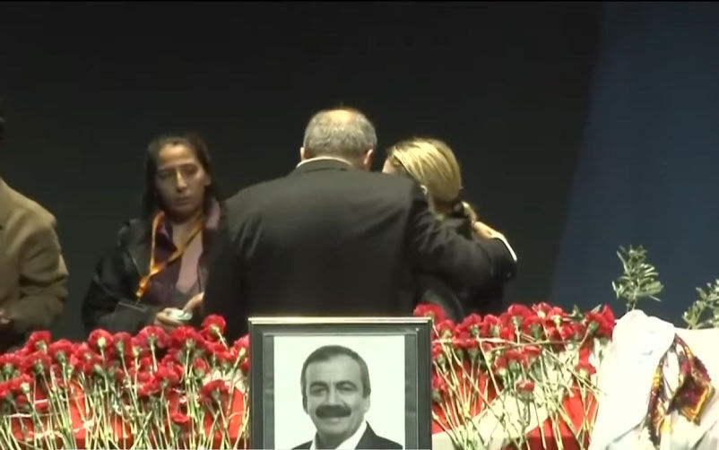 Sırrı Süreyya Önder'in cenaze töreni... Son yolculuğuna uğurlanıyor - 1. Resim