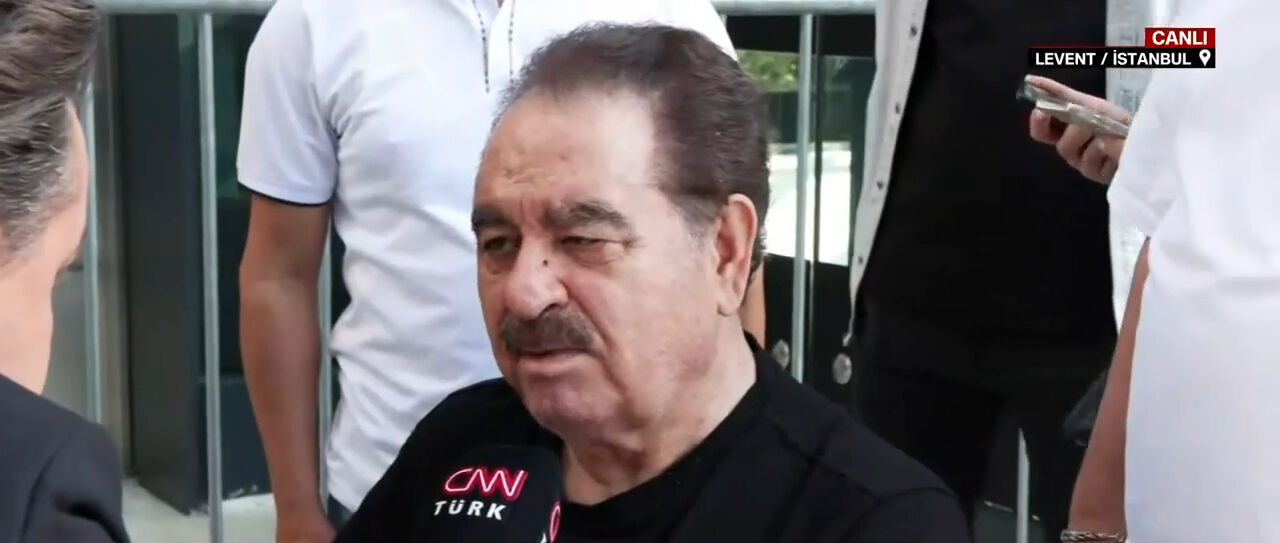 Sırrı Süreyya Önder'in cenaze törenine İbrahim Tatlıses de katıldı! Sırrı Süreyya Önder'in cenaze törenine İbrahim Tatlıses de katıldı!