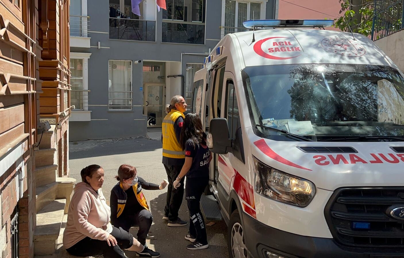 Başıboş sokak köpeği kadına saldırdı! O anlar böyle görüntülendi - 1. Resim