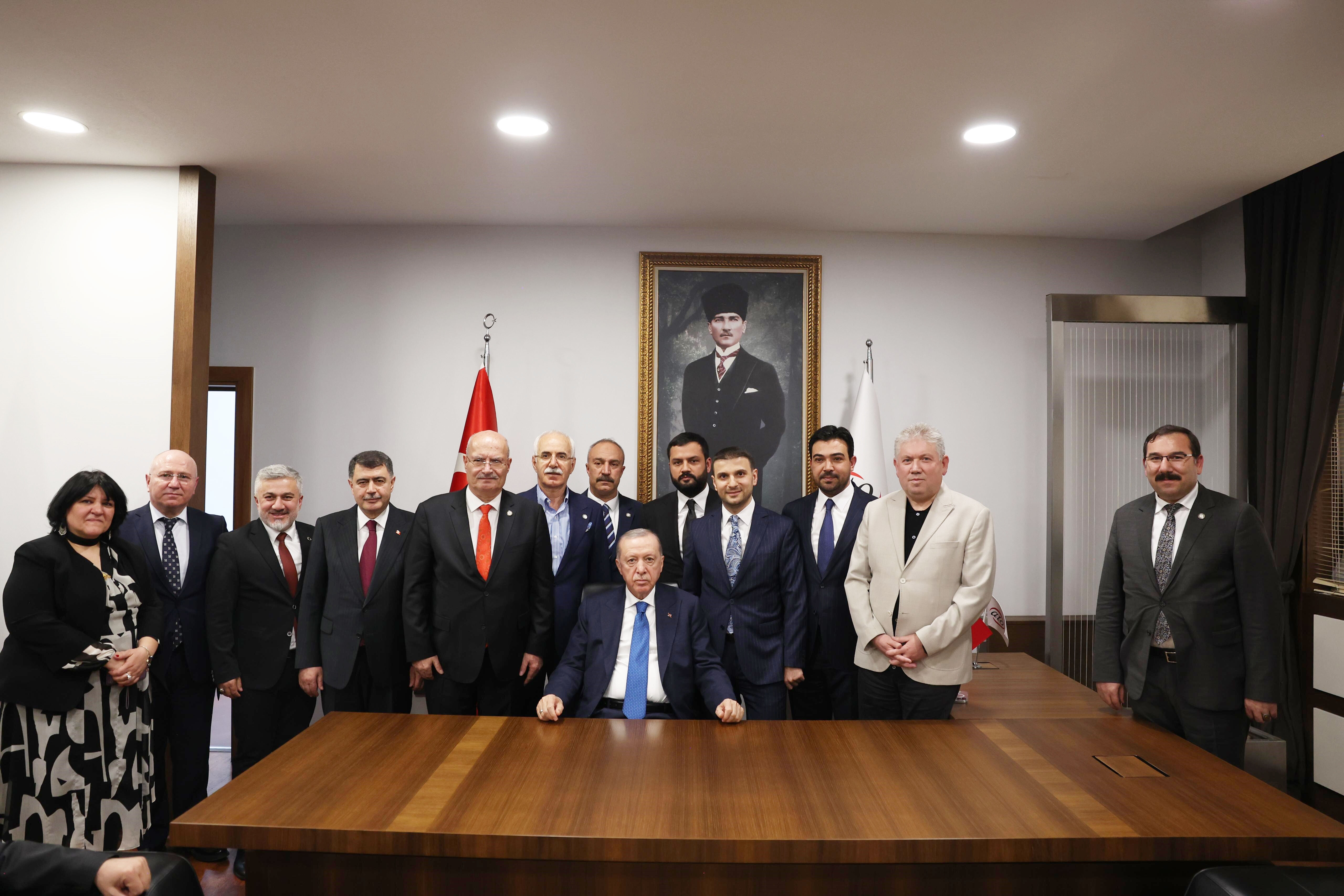 Cumhurbaşkanı Erdoğan&rsquo;dan ATO&rsquo;ya ziyaret - 3. Resim