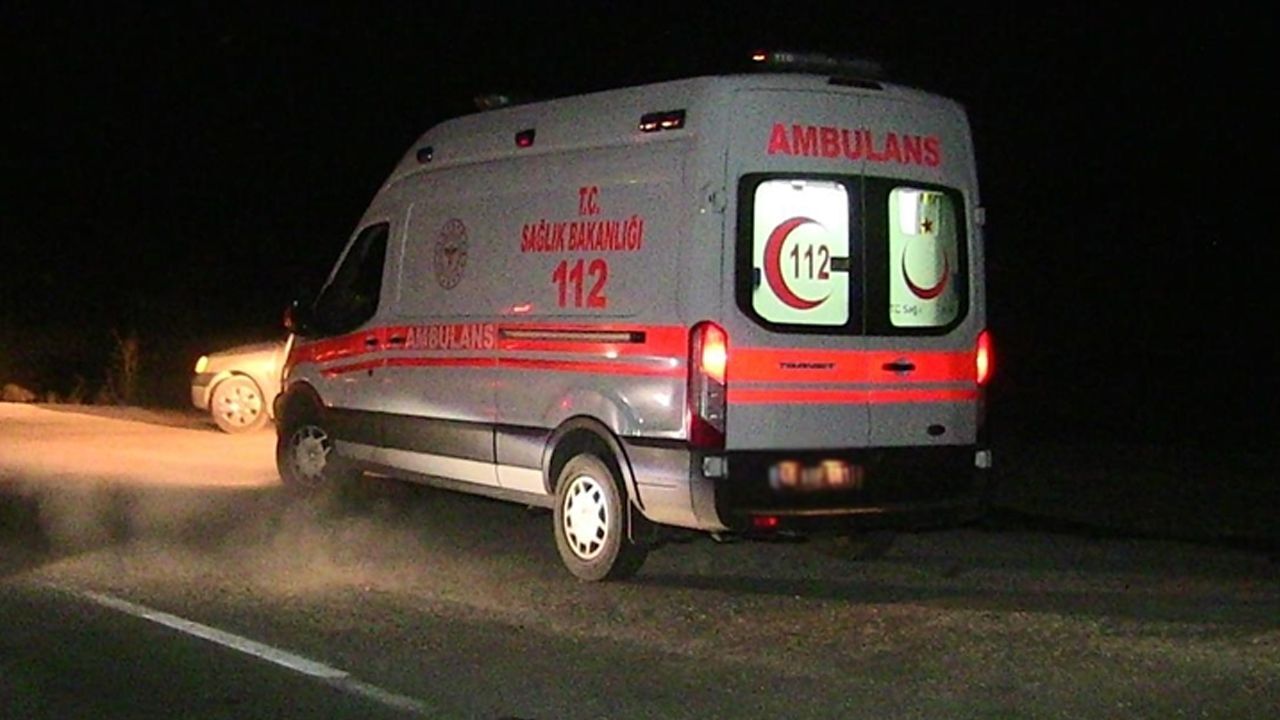 Denizli'de çayda erkek cesedi bulundu Denizli'de çayda erkek cesedi bulundu