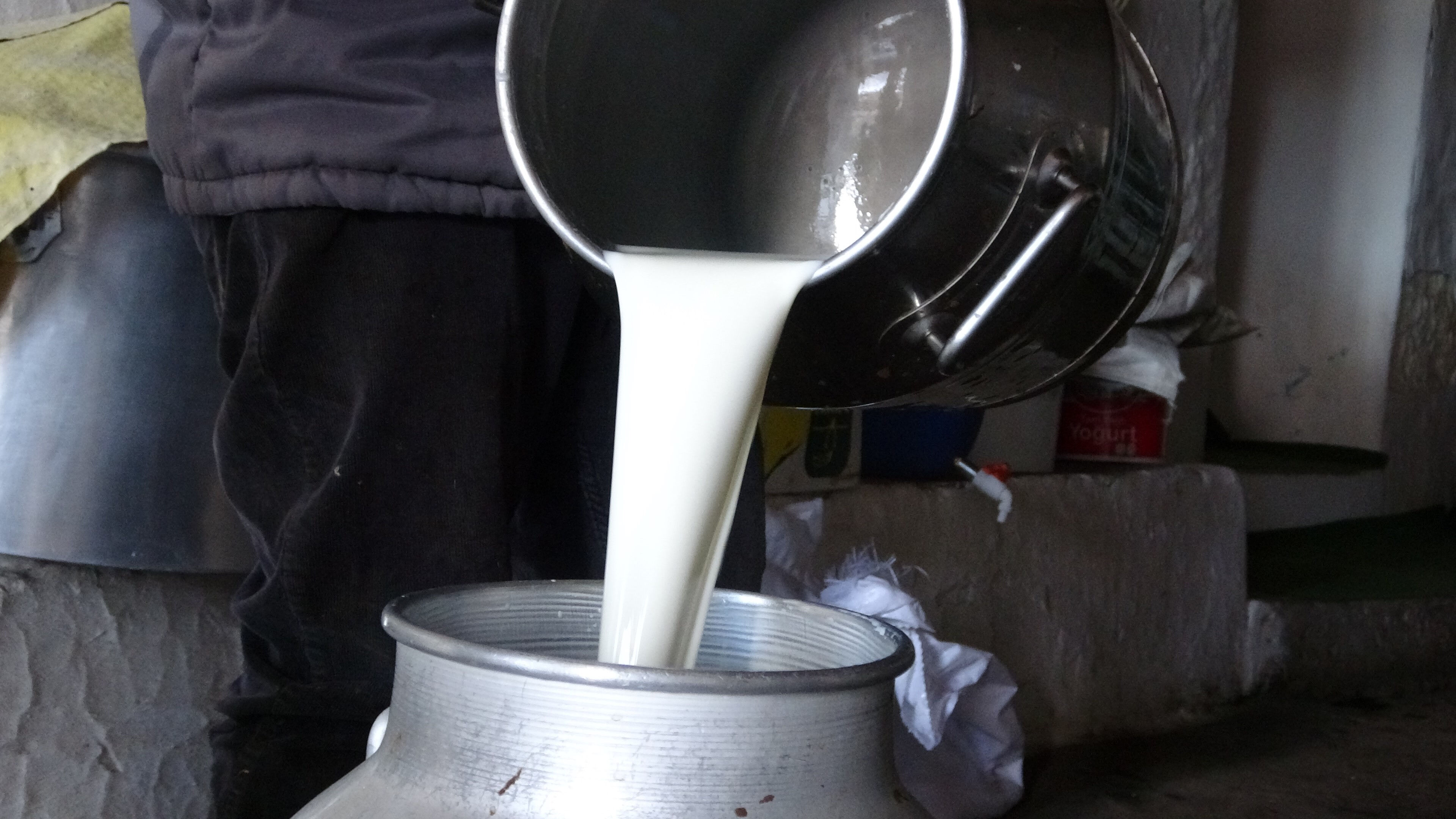 Maliyete zam gelmesine rağmen fiyat aynı kaldı, işletmeler kapandı! 21 TL'lik ürünü 16 TL'ye sattılar Maliyete zam gelmesine rağmen fiyat aynı kaldı, işletmeler kapandı! 21 TL'lik ürünü 16 TL'ye sattılar - 1. Resim