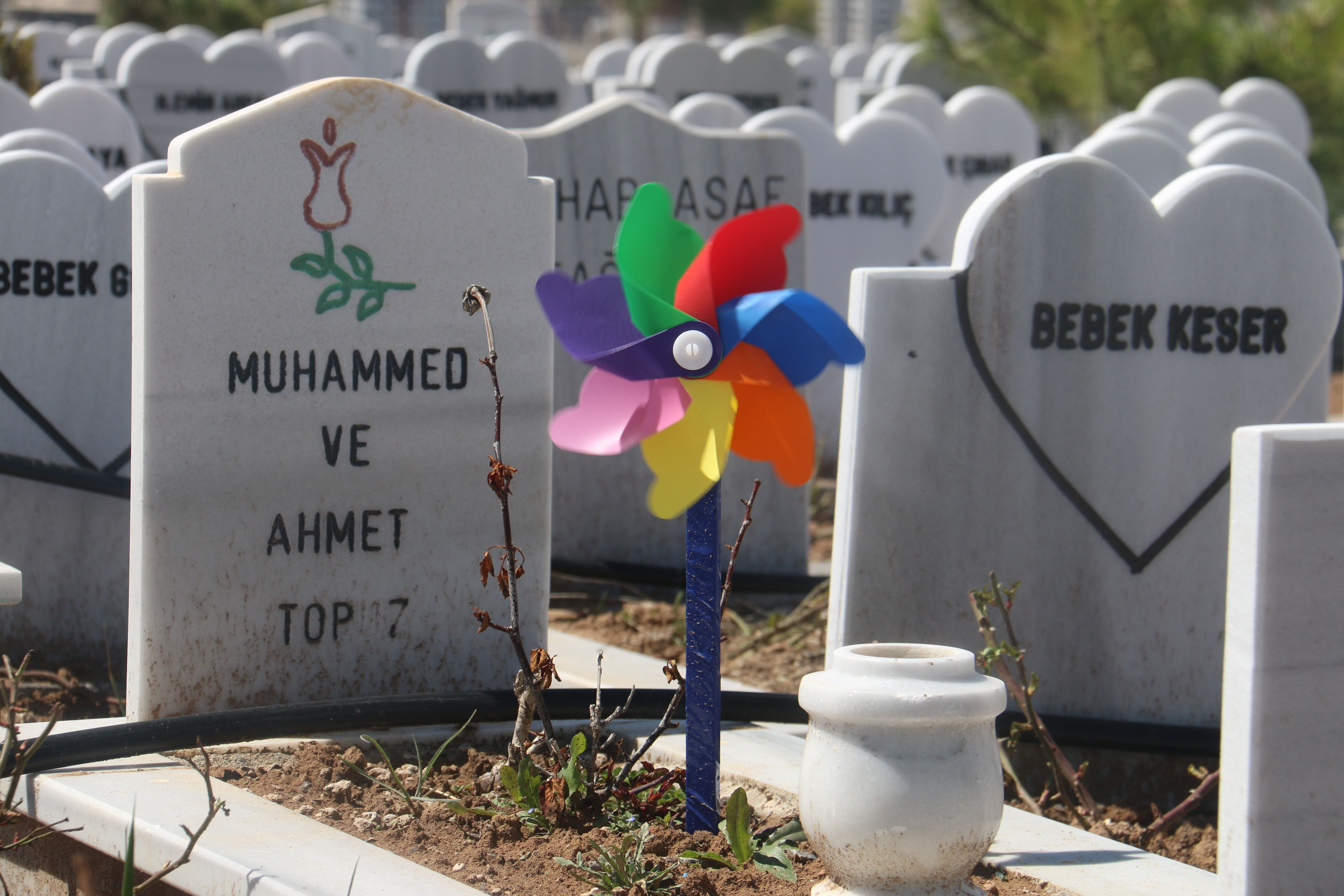 O kalplere ne hayat ne de isim sığdı: Sivas'ın en sessiz mezarlığı - 2. Resim