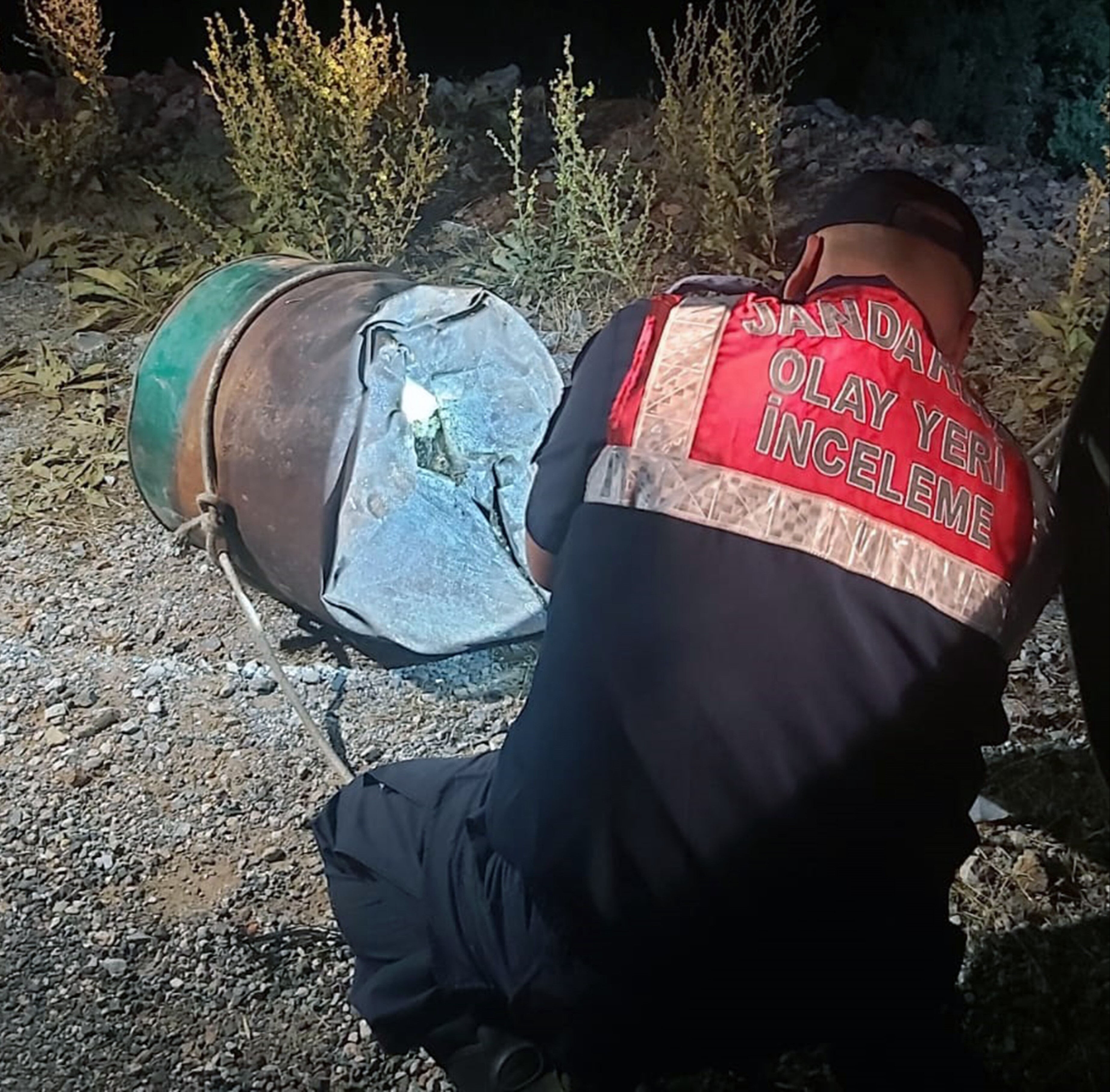 Pınar Gültekin cinayetinde savcılığın itirazına ret! Yakıp üzerine beton dökmüştü... Canavarca his yokmuş Pınar Gültekin cinayetinde savcılığın itirazına ret! Yakıp üzerine beton dökmüştü... Canavarca his yokmuş - 2. Resim