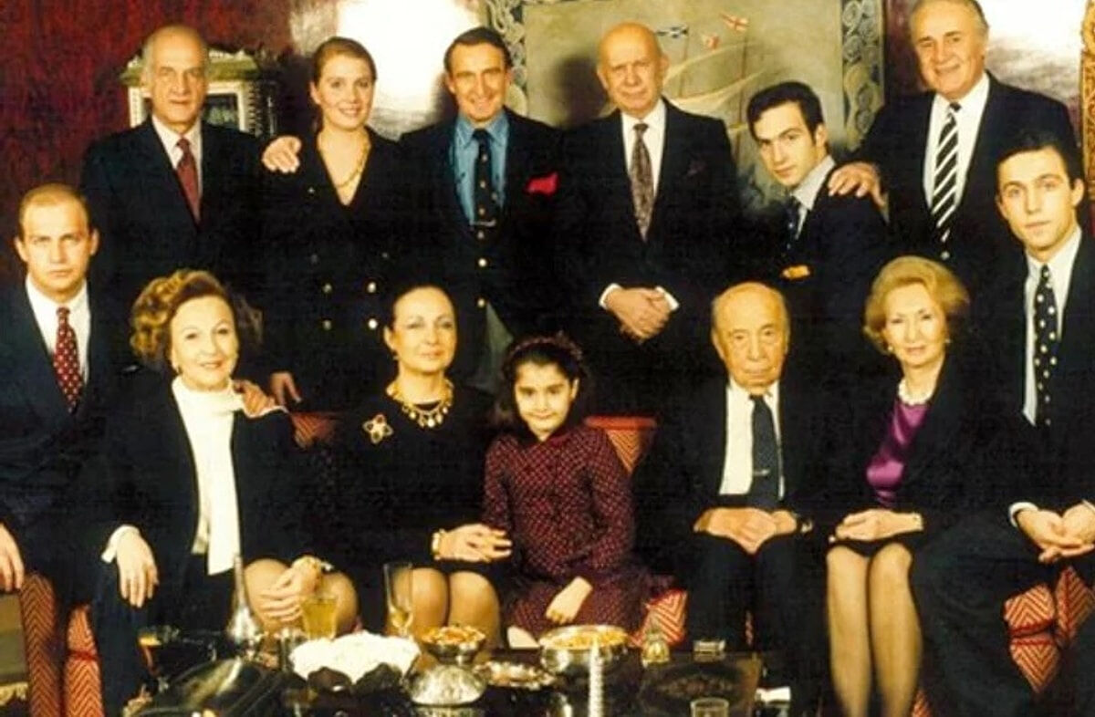 87'lik damat İnan Kıraç'a vasi atanmıştı: Kızı vazgeçmiyor! Bu kez avukatlara kafayı taktı 87'lik damat İnan Kıraç'a vasi atanmıştı: Kızı vazgeçmiyor! Bu kez avukatlara kafayı taktı - 2. Resim