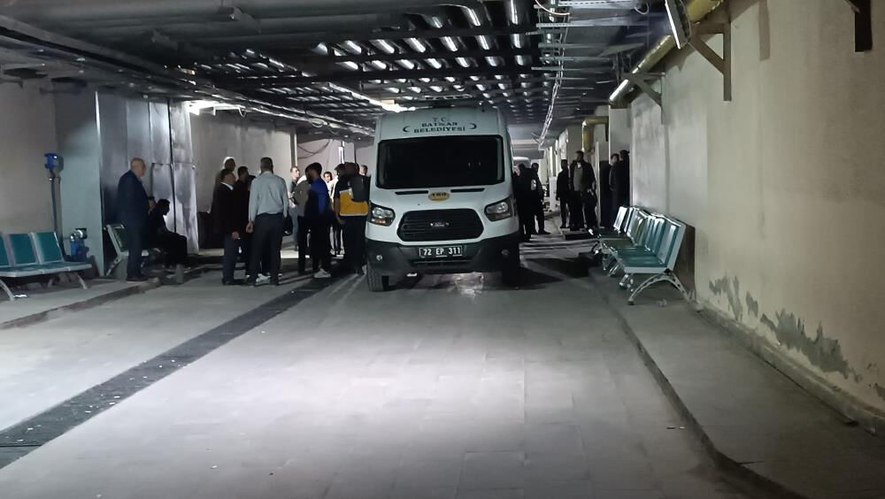 Batman'da acı olay! Arkadaşı ile güreşen çocuk kalp krizinden öldü - 1. Resim