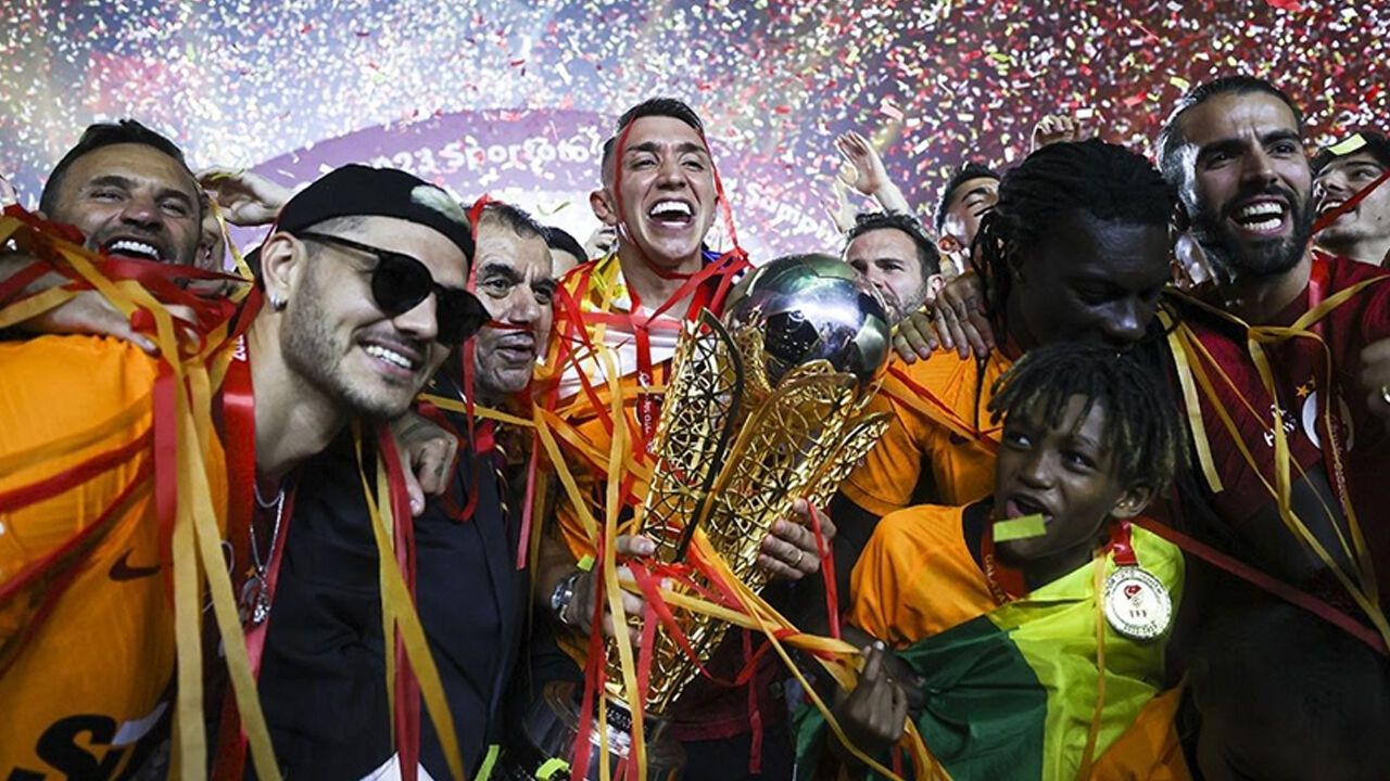 Galatasaray'dan şaşırtan kutlama planı! Rota ne Florya ne de Rams Park... Galatasaray'dan şaşırtan kutlama planı! Rota ne Florya ne de Rams Park... - 1. Resim