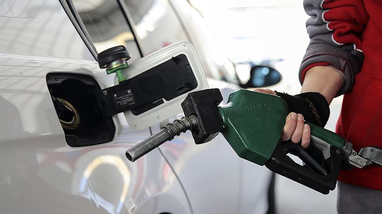 Motorine indirim mi geliyor, ne kadar? Güncel akaryakıt fiyatları (6 Mayıs 2025) - 1. Resim