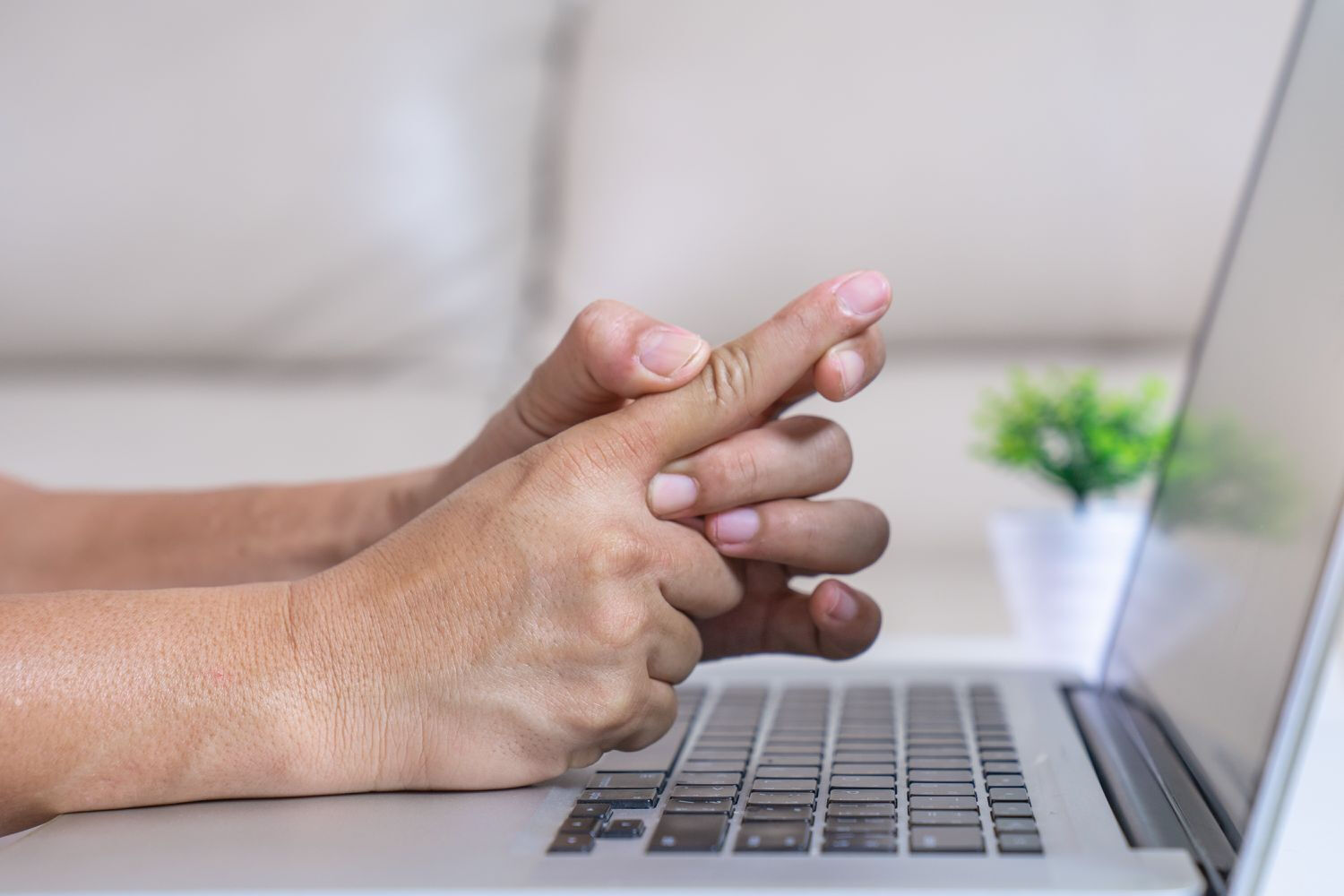 Parmak esnekliği testi: Akciğer hastalıklarının sessiz habercisi olabilir! Parmak esnekliği testi: Akciğer hastalıklarının sessiz habercisi olabilir! - 2. Resim