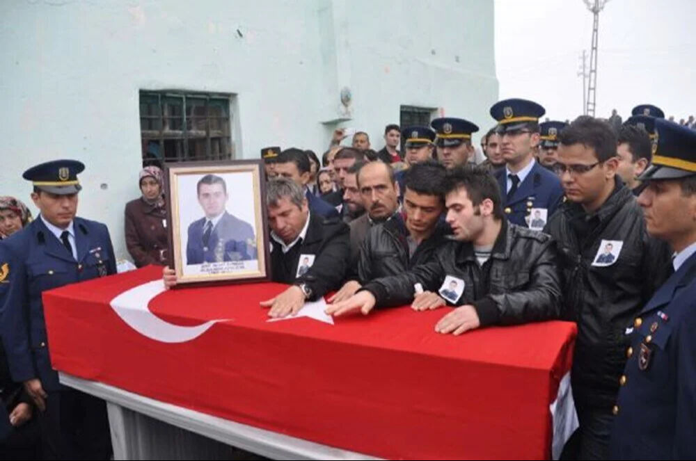 Şehit kızına doğum günü sürprizi - 1. Resim