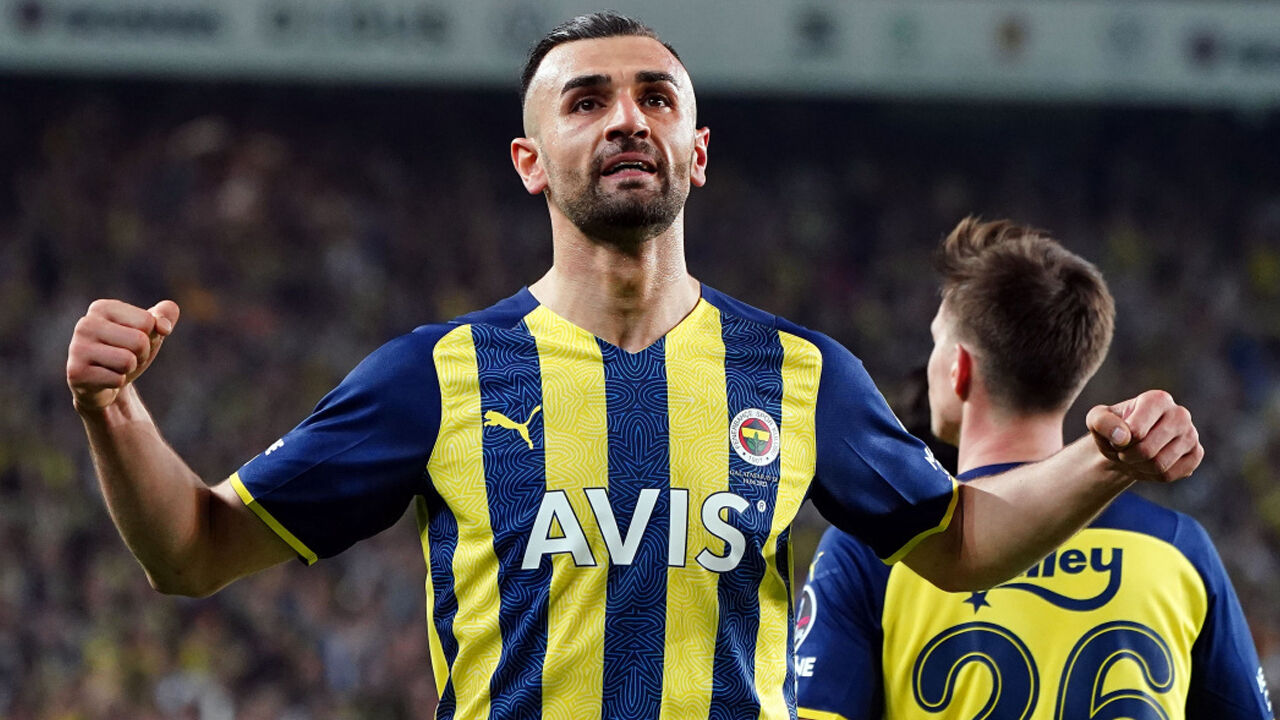 Serdar Dursun'dan gece yarısı flaş sözler! Serdar Dursun'dan gece yarısı flaş sözler!