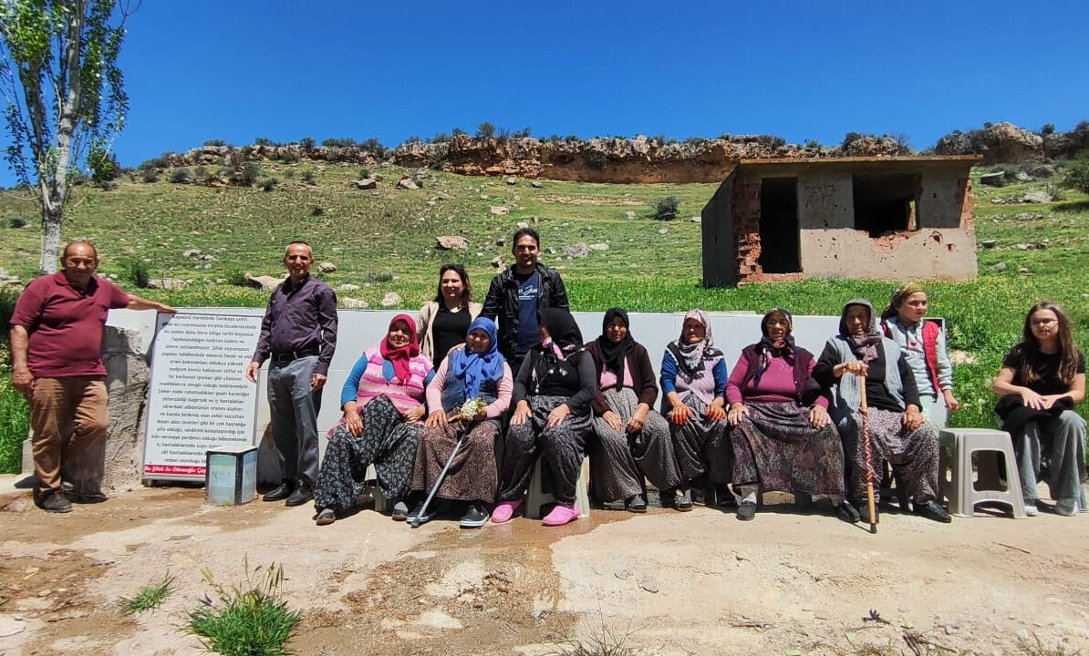 Şifalı su açılışına binlerce kişi katıldı! Şeker, mide, guatr, karaciğer... Faydaları saymakla bitmiyor - 4. Resim