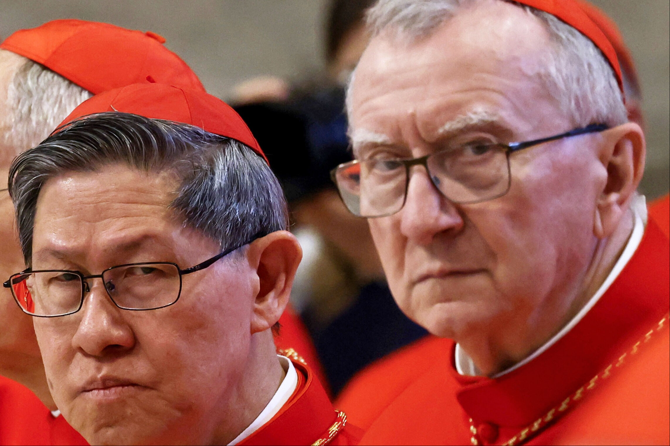 Taciz dosyaları Konklav'ı bastı! Skandalları arşivleyen STK'den papalık yarışı için şok uyarı: İki isme asla güvenmeyin papalık için adı geçen Kardinal Pietro Parolin ve Kardinal Luis Antonio Tagle