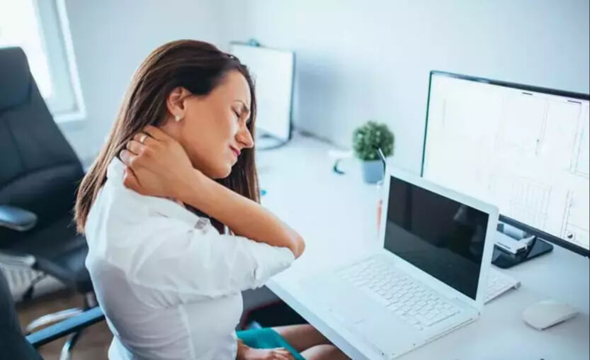 Teknoloji çağının yaygın rahatsızlığı: Boyun düzleşmesi neden olur, nasıl tedavi edilir? Teknoloji çağının yaygın rahatsızlığı: Boyun düzleşmesi neden olur, nasıl tedavi edilir? - 2. Resim