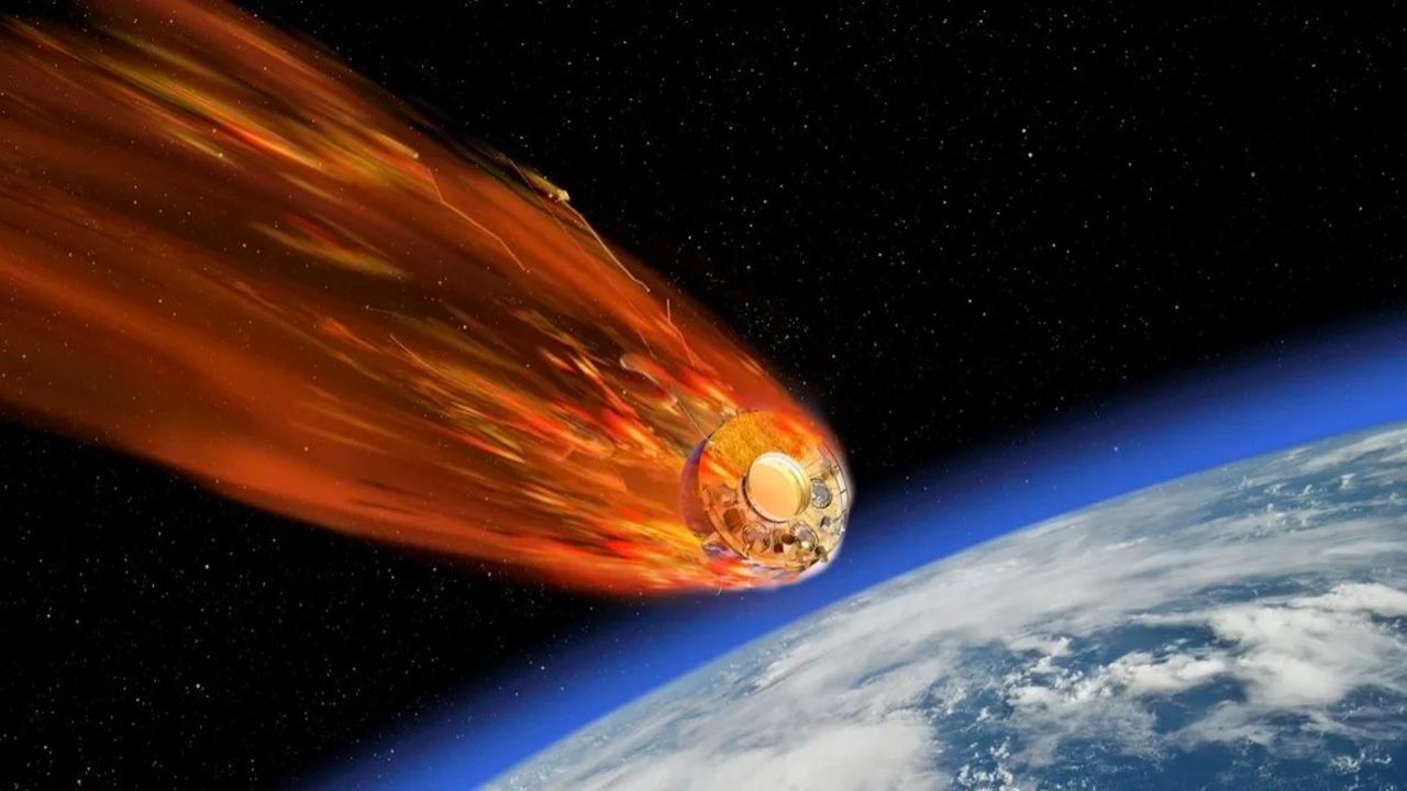 Titanyum kaplı uzay bombası kontrolden çıktı, Dünya’ya düşüyor! Türkiye risk hattında Titanyum kaplı uzay bombası kontrolden çıktı, Dünya’ya düşüyor! Türkiye risk hattında