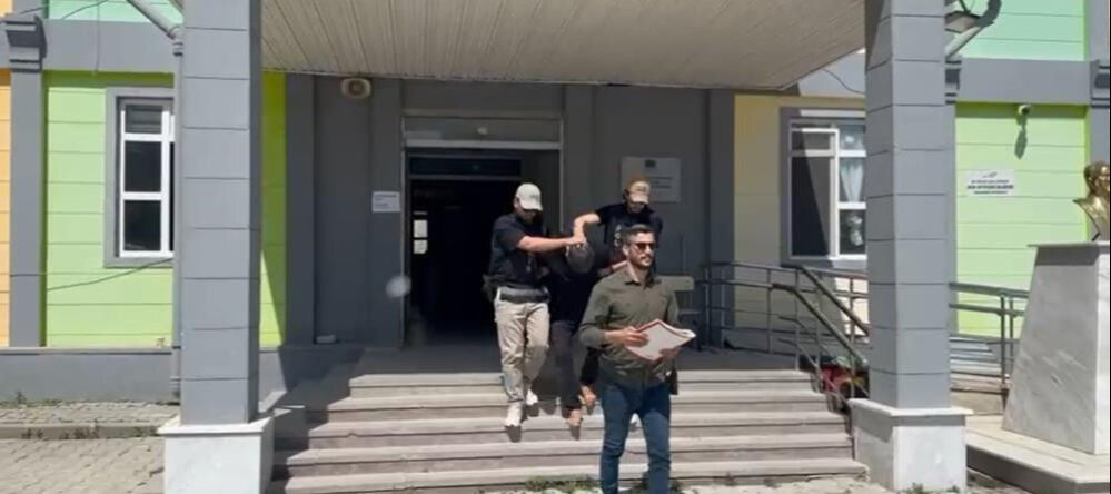 5 ayrı suçtan 108 yıl hapis cezasıyla aranıyordu! Hatay'da yakalandı 5 ayrı suçtan 108 yıl hapis cezasıyla aranıyordu! Hatay'da yakalandı - 1. Resim