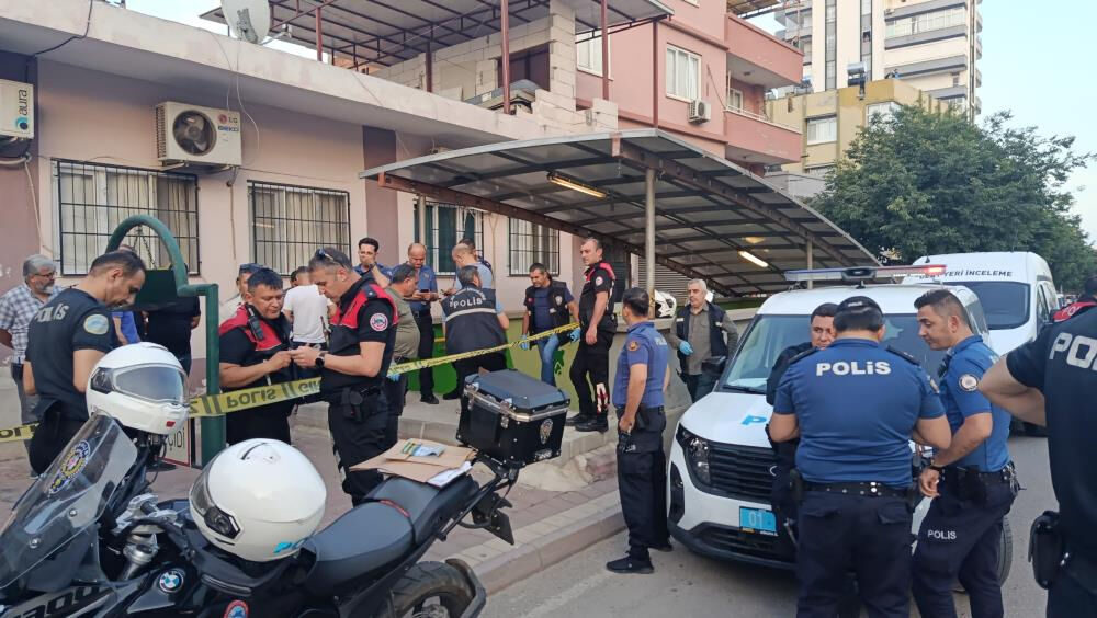 Adana'da kan donduran olay: Eski eşine alt geçitte dehşeti yaşattı! Adana'da kan donduran olay: Eski eşine alt geçitte dehşeti yaşattı! - 1. Resim
