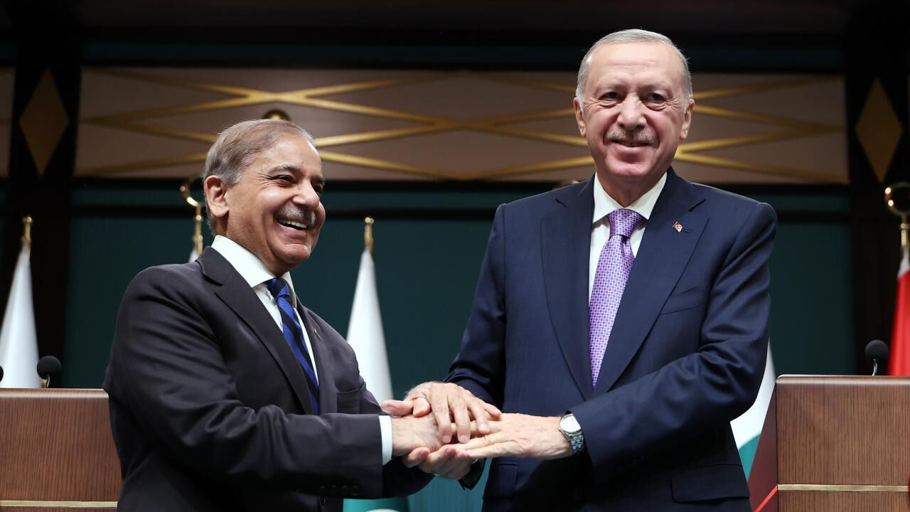 Erdoğan, Pakistan Başbakanı Şerif ile g&ouml;r&uuml;şt&uuml;: T&uuml;rkiye elinden geleni yapmaya hazır - 1. Resim